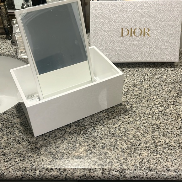 COPY - 🌟 NEW 🌟 DIOR  Vanity w/ Mirror Lid. GORGEOUS. Pictures do not do it just… - Picture 1 of 7